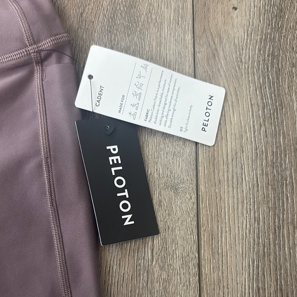 Peloton Purple Bike Shorts High-Waisted Seamless - Picture 4 of 7